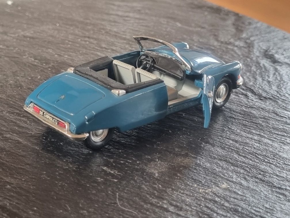 Citroën Modellini d'auto: Citroen DS 19 Cabriolet, 1961 "RIO" – Usato da Adliswil venduto da Highjack2 1