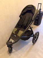 Thule Urban Glide 2 Cypress Green Kinderwagen