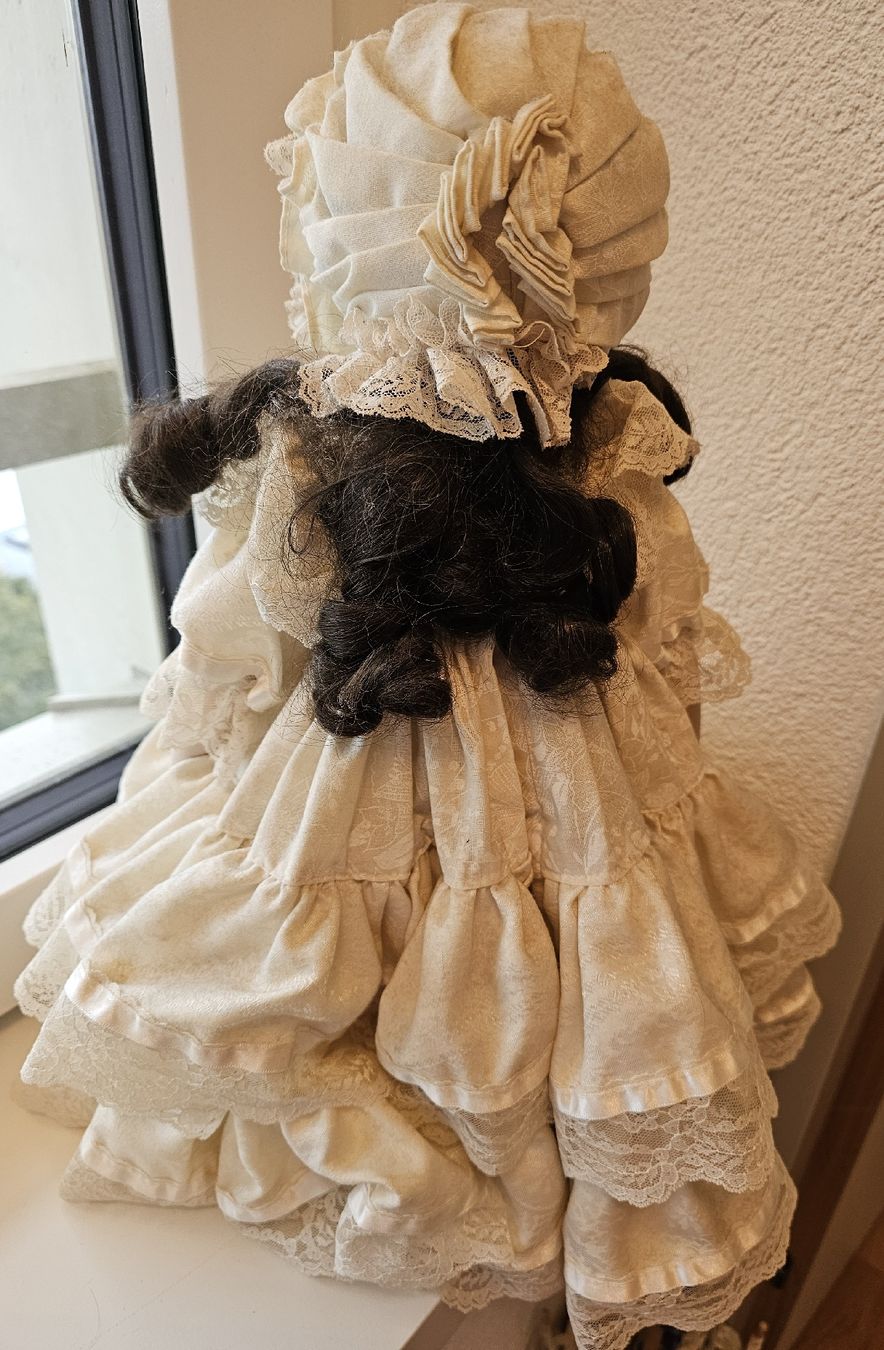 Bambole: WUNDERSCHÖNE PUPPE! – Nuovo (secondo la descrizione) da Laupen BE venduto da AUSSIEGIRL1109 2