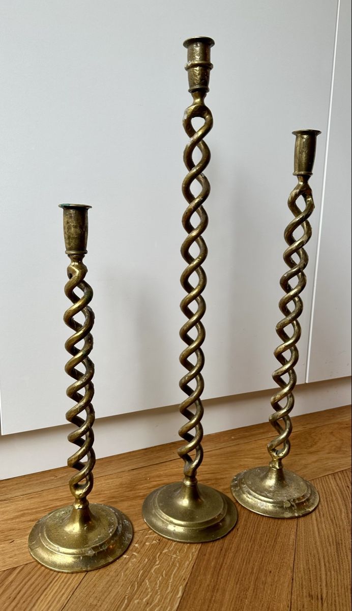 Portacandele: 3er Set Kerzenständer gedreht Messing – Usato da Basel venduto da mcescher64 3