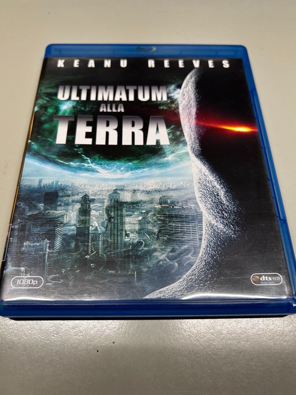 Tutti i DVDs: "Ultimatum alla Terra" Blu-Ray – Usato da Giubiasco venduto da LorisVale