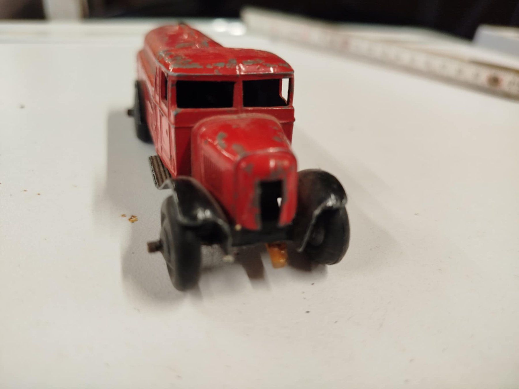 Dinky Toys Modellini d'auto: Dinky Toys (nr 17) – Usato da La Chaux-de-Fonds venduto da Emmaus2300CDF 1