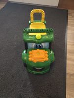 John Deere Kinderfahrzeug Tretfahrzeug grün guter Zustand
