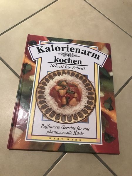 Libri: Kalorienarm kochen Mary Hahn – Nuovo (secondo la descrizione) da Bergdietikon venduto da book-4-you