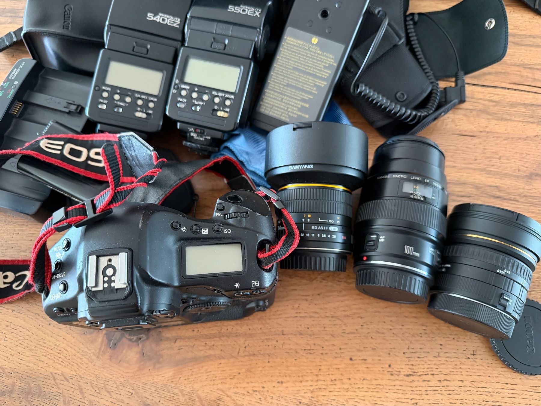 Canon Appareil photo: CANON EOS EOS-1D X MARK IV FULL SET – D'occasion à Männedorf par swissprofi 4