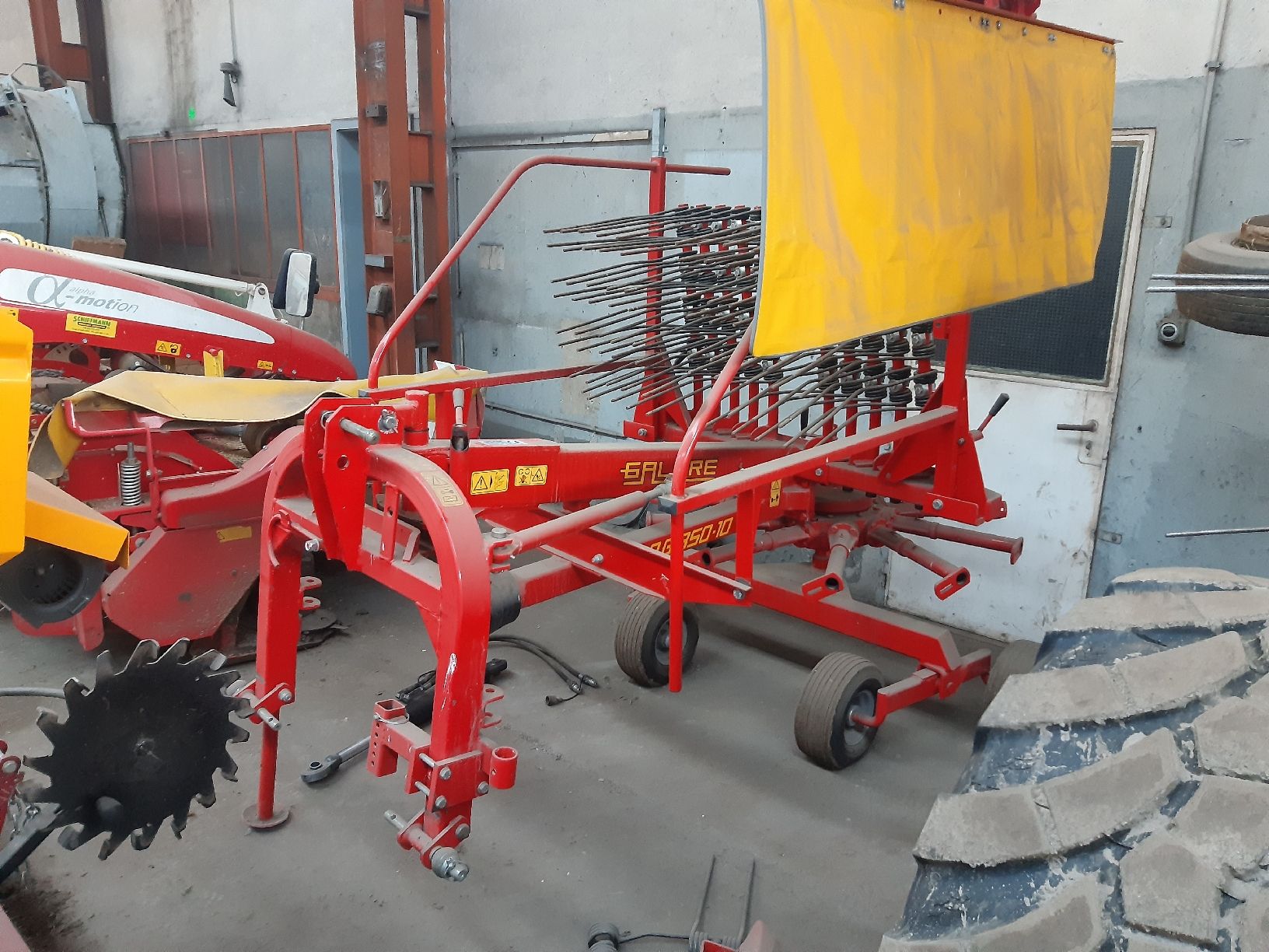 Raccolta foraggio grezzo: ranghinatore – Usato da Airolo venduto da Bass91
