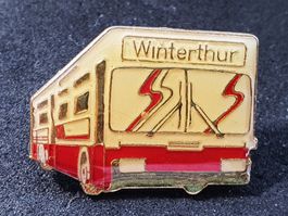 Y650 - Pin Winterthur Bus