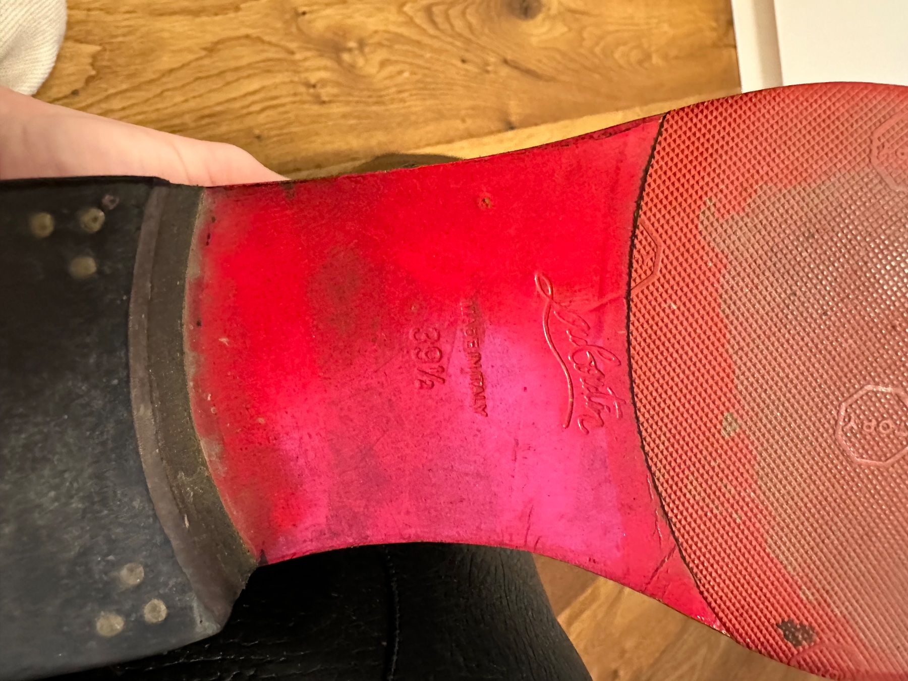 Christian Louboutin Damenschuhe: christian louboutin .Size 39,5 – Gebraucht aus Küssnacht am Rigi von hor_dpb7 7