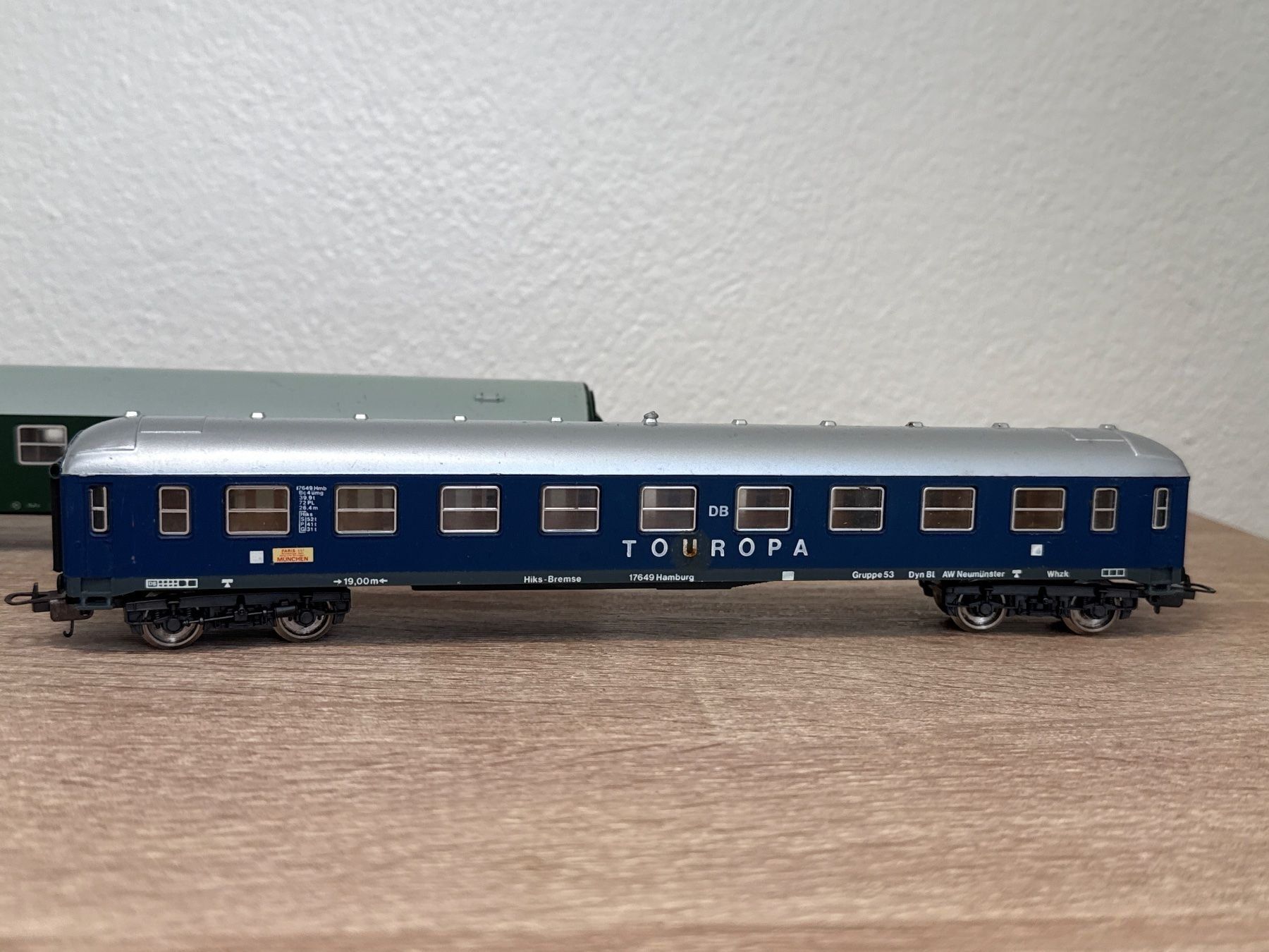 Lima Modellini di ferrovie: Lima / Fleischmann 3x Personenwagen (C) – Usato da St-Aubin-Sauges venduto da Lo_Go 2