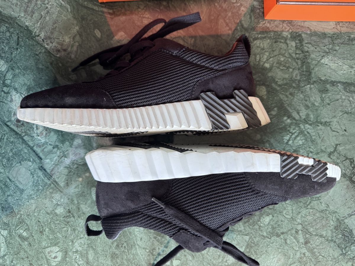 Hermès Scarpe da donna: Paire de sneakers Hermès Bouncing 39 – Usato da St-Légier-Chiésaz venduto da joe_5gxd 4