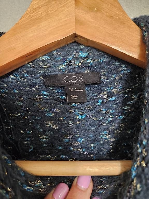 Cos Pullover & Sweatshirts: Pullover COS Gr. XS – Gebraucht aus Basel von lar_7c62 2