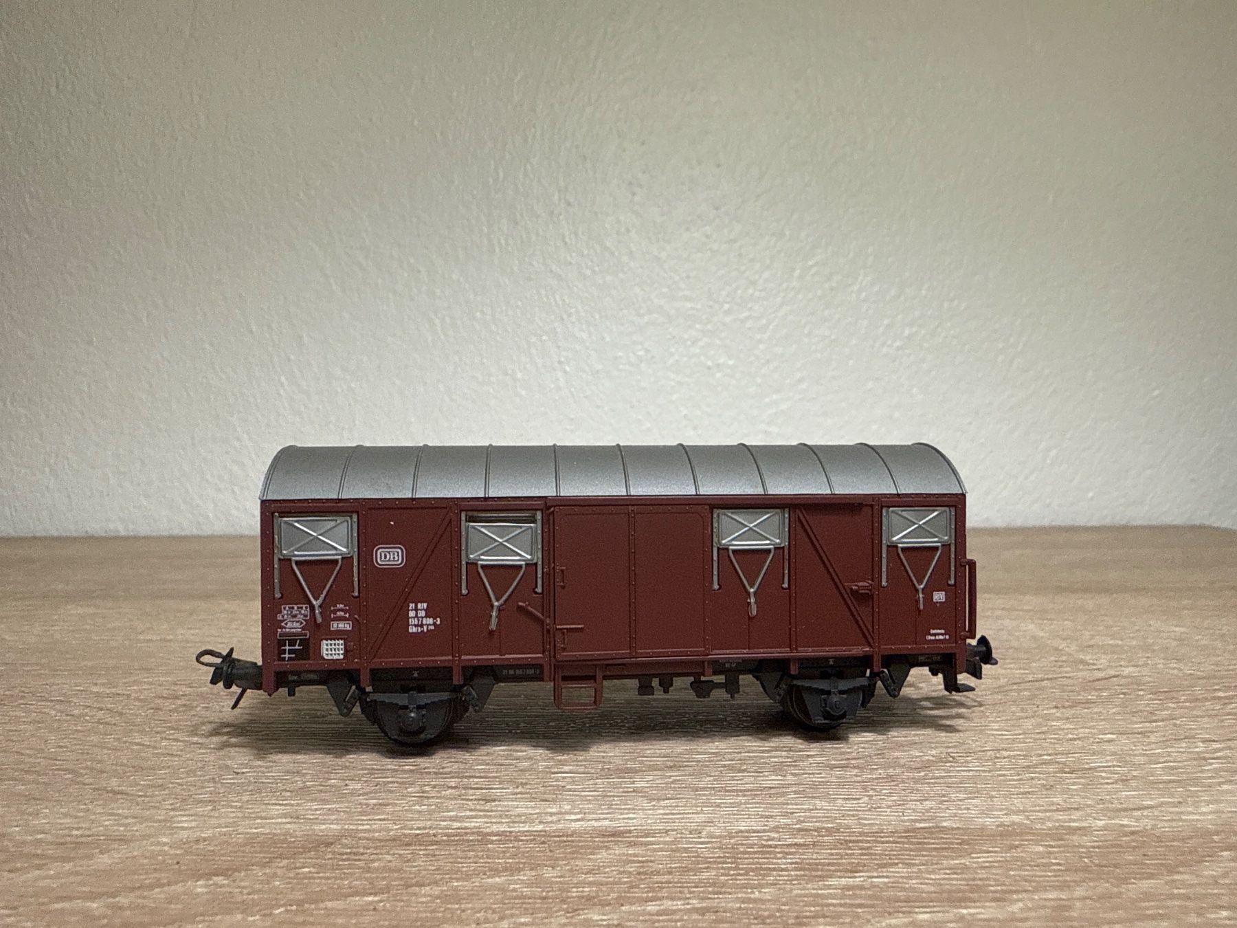 Roco Modelleisenbahnen: Roco Güterwagen DB H0 (92) – Gebraucht aus St-Aubin-Sauges von Lo_Go