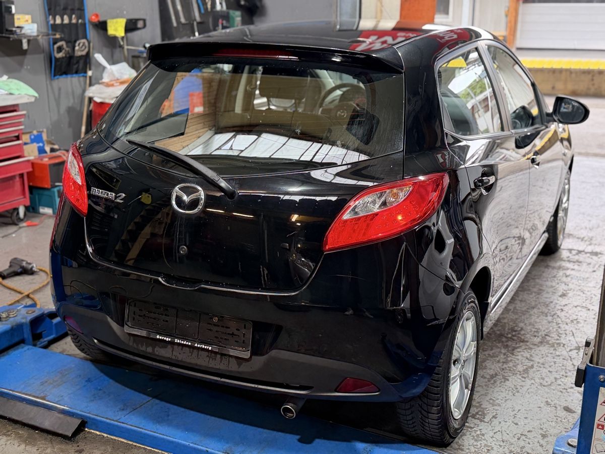 Automobili: Mazda 2 1.5 Frisch ab MFK & Service – Usato da Oberaach venduto da DJB21 3