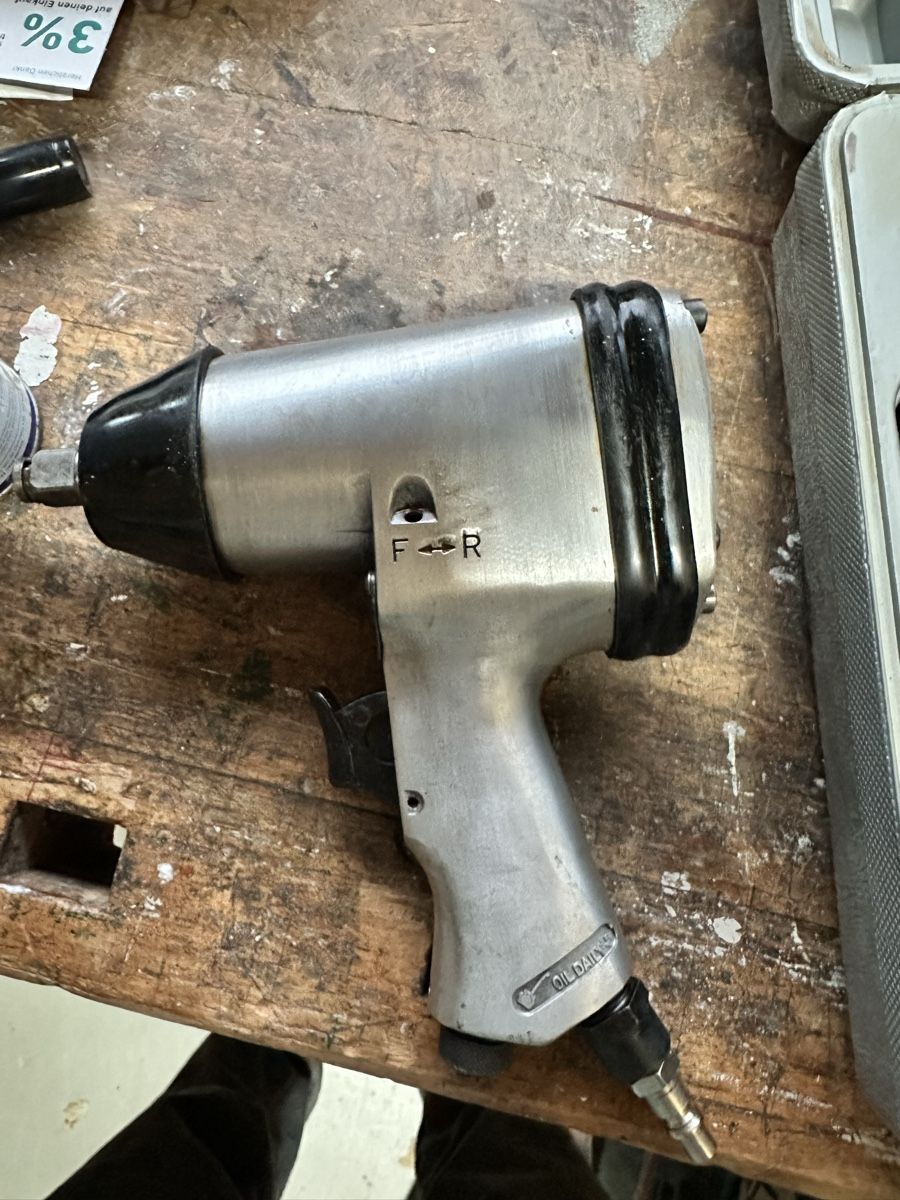 Tous les outils: Luftdruckschlagschrauber 1/2 – D'occasion à Bremgarten AG par Vin_t55b 1