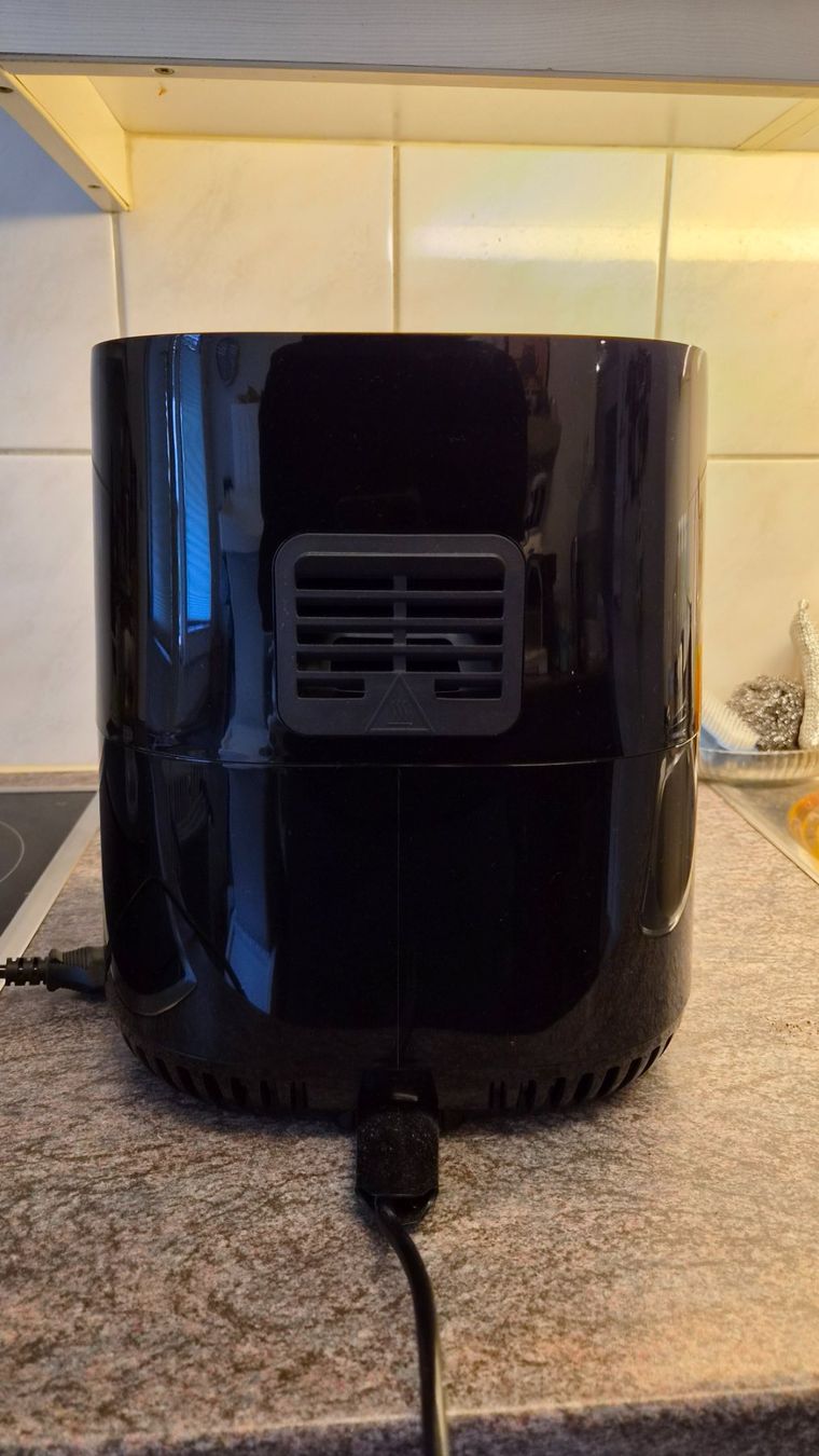 Philips Elettrodomestici da cucina: Philips Airfryer HD9252 Heissluftfritteuse – Usato da Basel venduto da Dodotefto 1