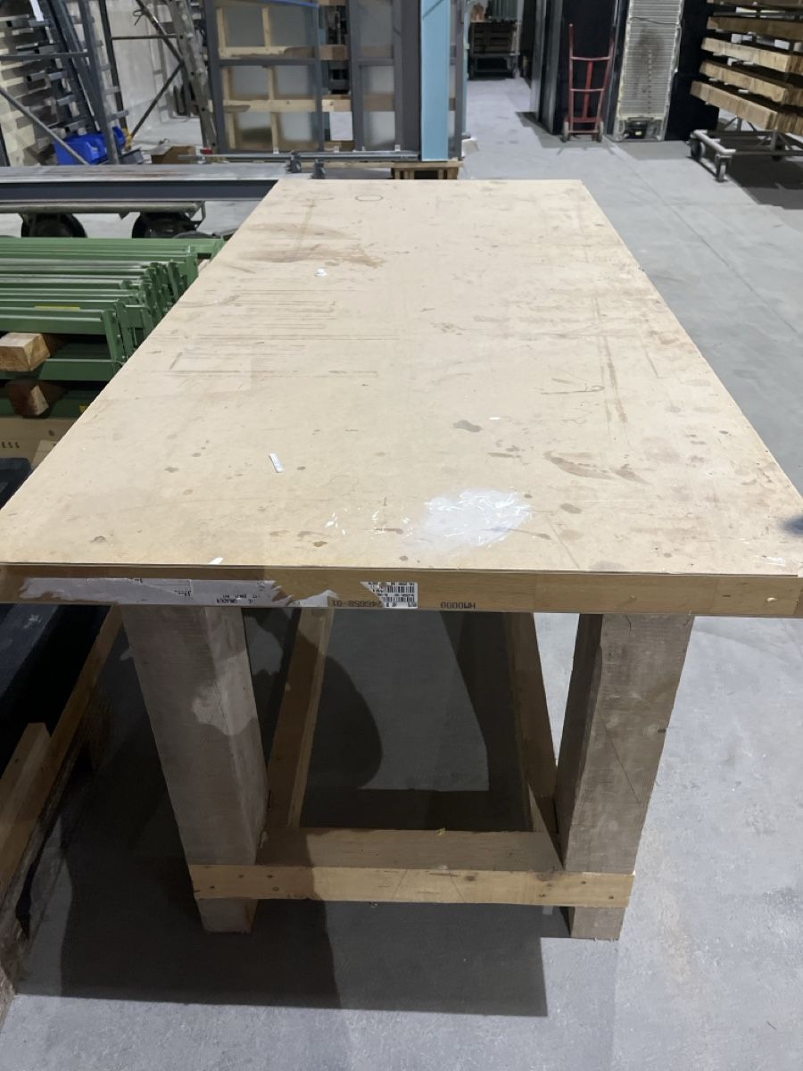 Banchi da lavoro: Massive stabile Werkbank aus Holz – Usato da Winterthur venduto da ReUse_Baumarkt 4