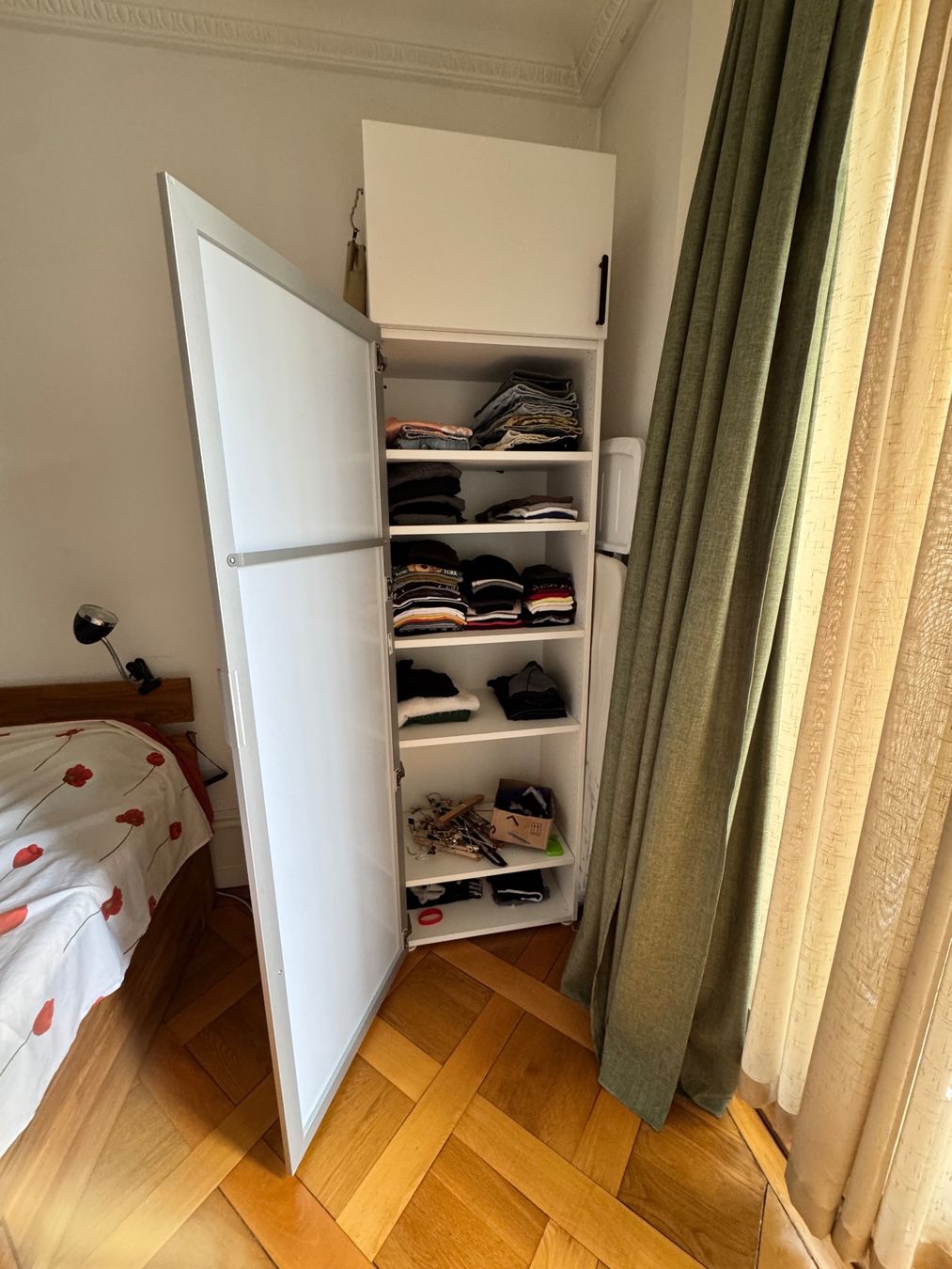 Ikea Schränke: Armoire quasiment neuve – Gebraucht aus Genève von mar_c5vq 1