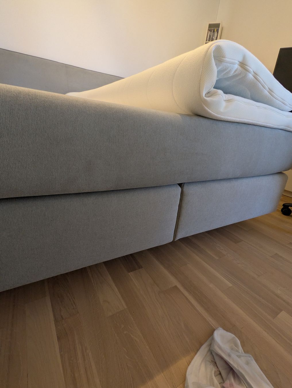Letti: Boxspringbett 160x200 Grau – Usato da Therwil venduto da jef_2ffl 4