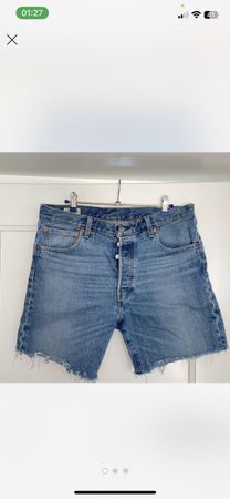 Levi‘s 93‘ cut-off shorts