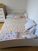 Kinderbett (120 × 200 cm) gratis abzugeben