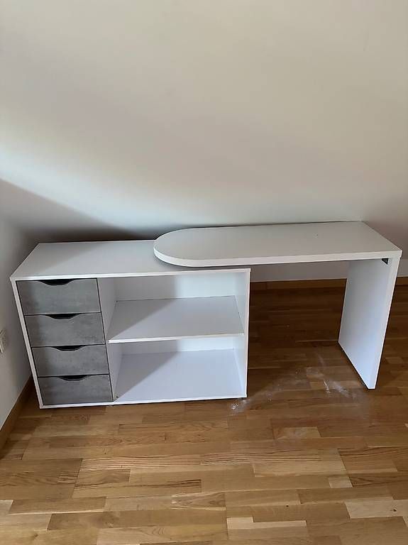 Bureaux: Schreibtisch mit Rollfunktion – D'occasion à Othmarsingen par bla_799z 2