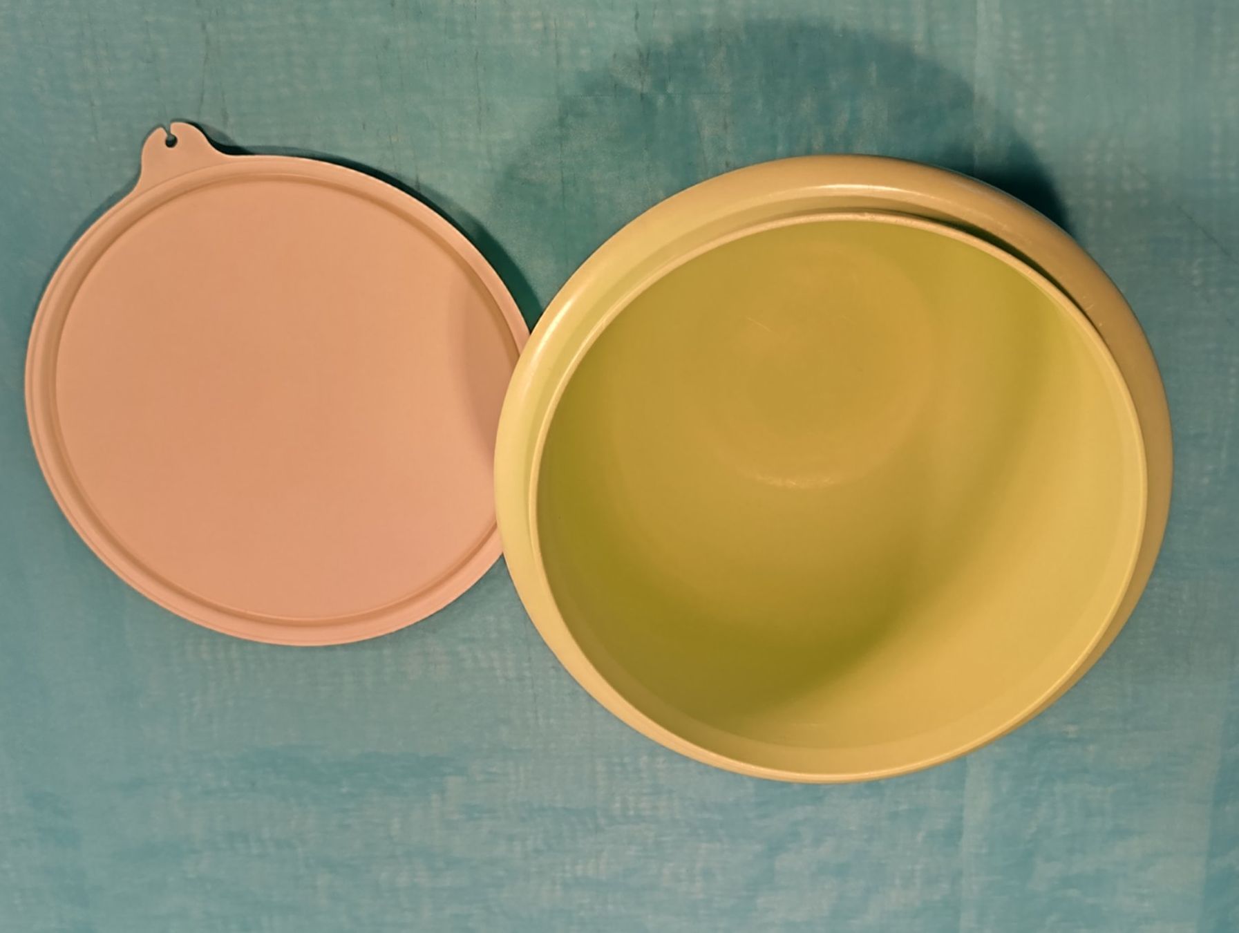 Tupperware Behälter & Ähnliches: Tupperware Behälter, hellgrün-Weiss – Gebraucht aus Bellach von JingleCherry 3
