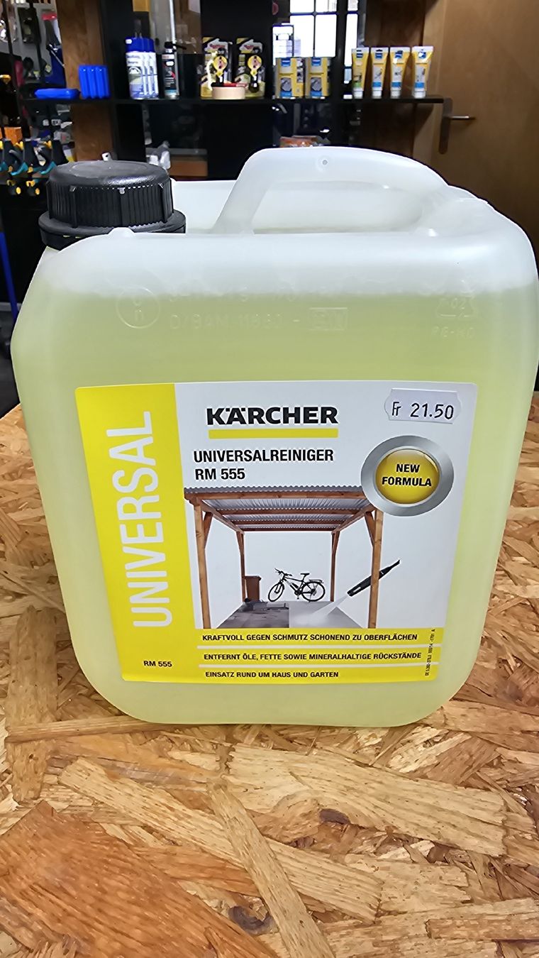 Kärcher Prodotti di pulizia: Kärcher Universal Reiniger RM 555 5L – Nuovo e nell'imballaggio originale da Koppigen venduto da Bracher_Mail-House