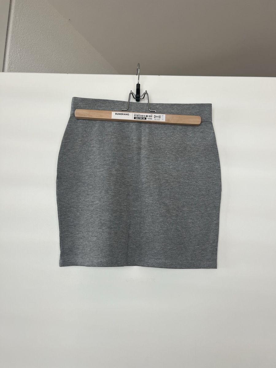 H&M Gonne: Jupe courte grise – Usato da Neuchâtel venduto da Ariane_vn00 1