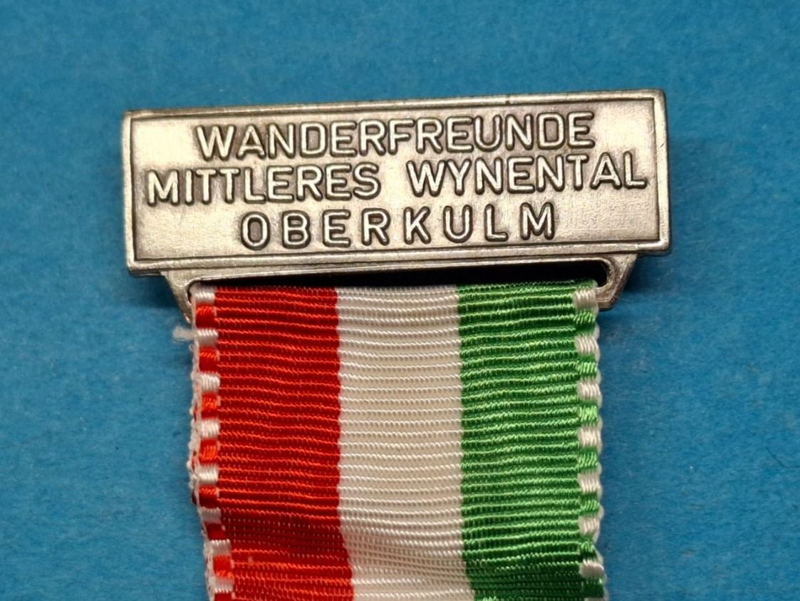 Medaillen: Suhr Kirche 1977 (N673) – Gebraucht aus Schwanden GL von Suvorov 1