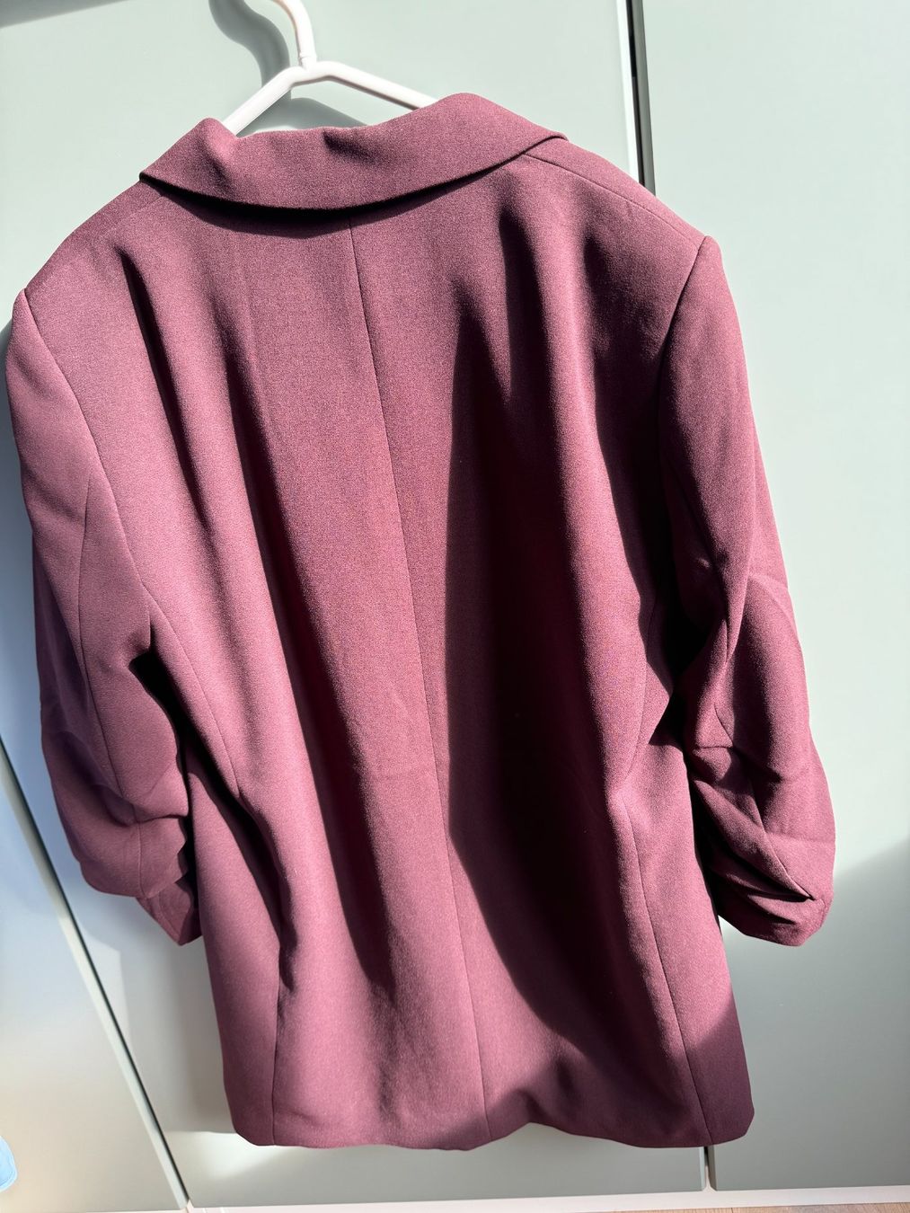 H&M Jacken: Damen Blazer  H&M,  Gr. 34,  weinrot – Gebraucht aus Siebnen von Trans-Am 5