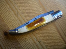 Messer im Laguiole-Stil, Griff aus Horn und Edelstahl