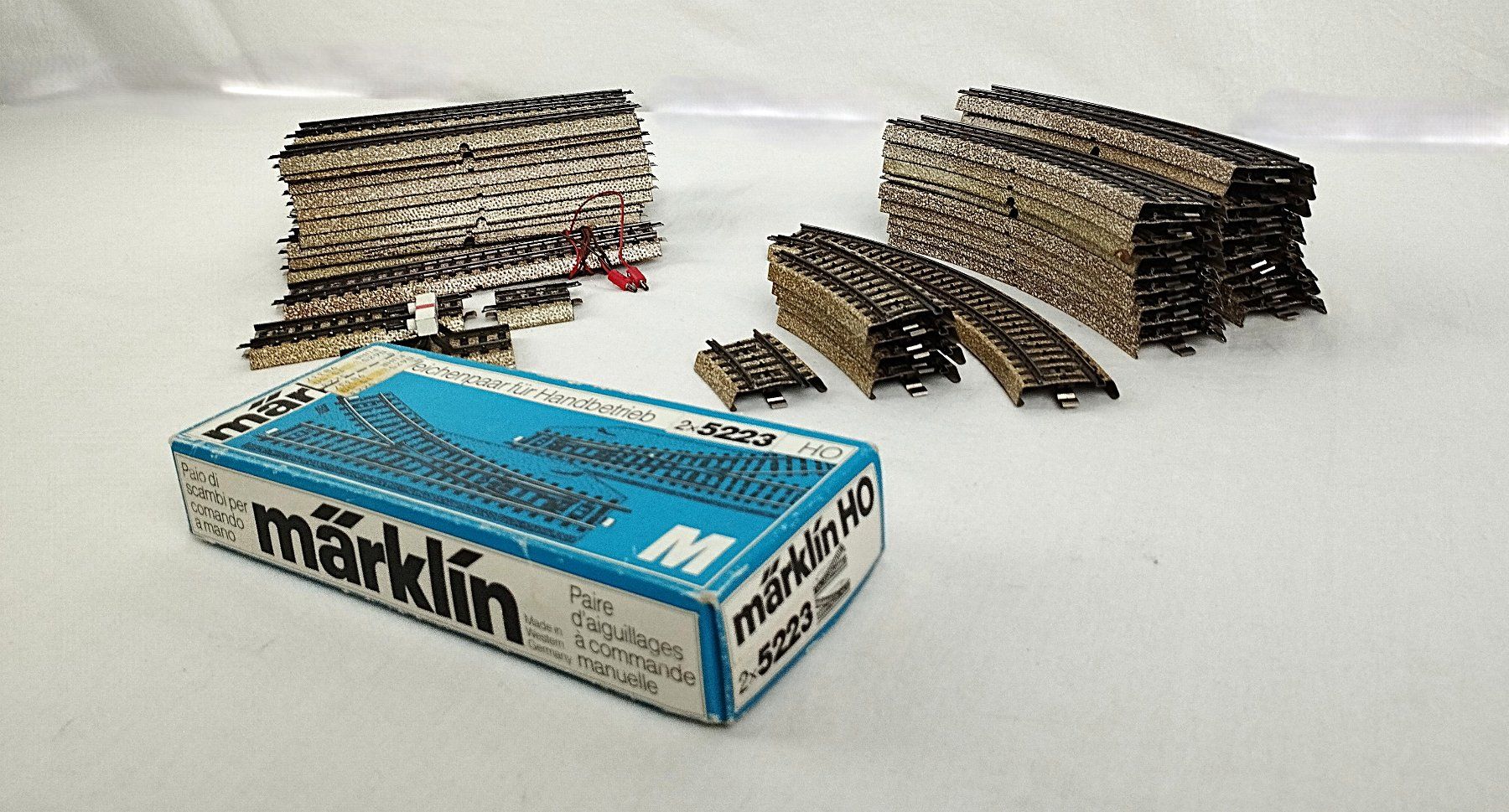 Märklin Modelleisenbahnen: MÄRKLIN Geleise-Set H0 – Gebraucht aus Schübelbach von Restwert_Schubelbach 1