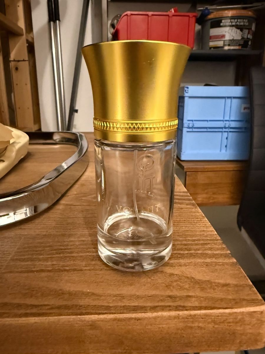 Profumi & Eau de Toilette: Liquid Imaginaires Tapis Volant – Usato da Wil SG venduto da A.Tar