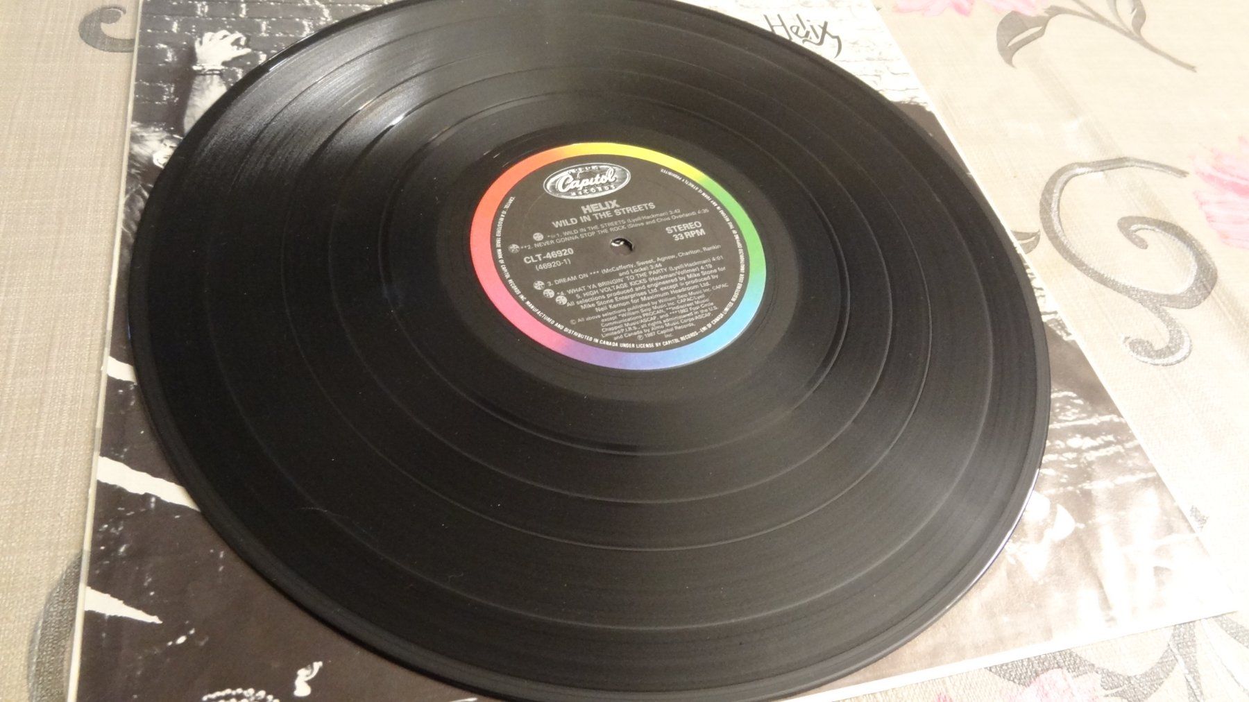 Dischi in vinile: Helix - Wild in the Streets LP – Usato da Olten venduto da Disc-Ausverkauf 2