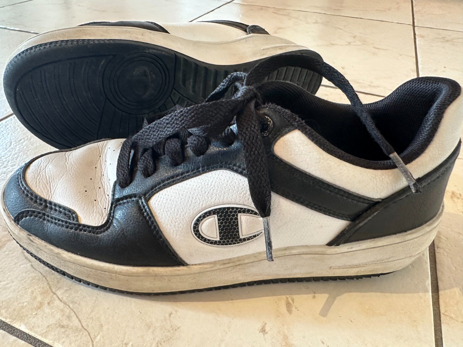 Scarpe per ragazzi: Champions Sneekers – Usato da Brenzikofen venduto da psy_dw6x 2