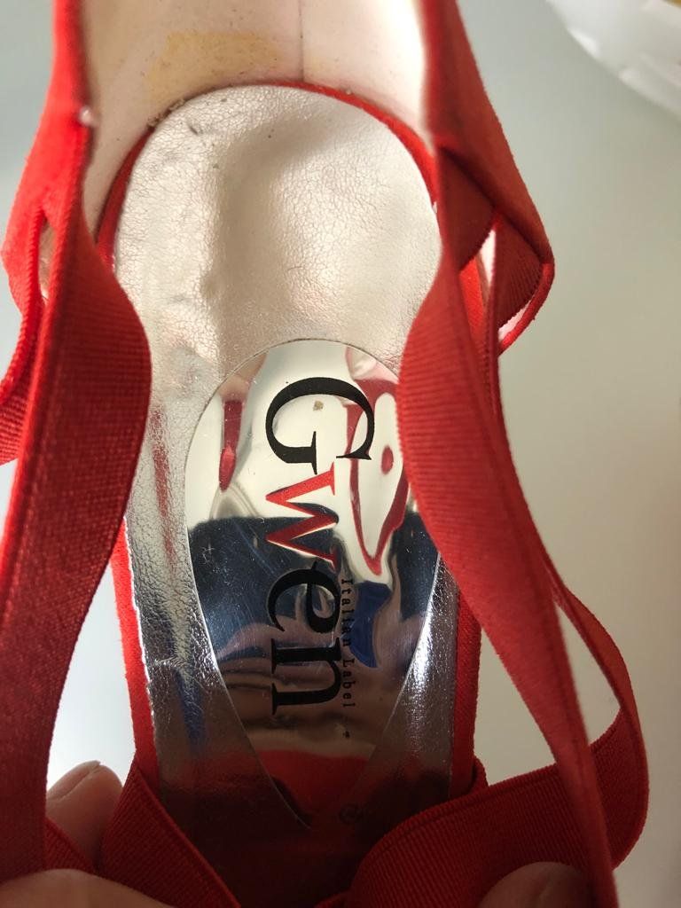 Scarpe da donna: Sandalles à talons – Usato da Neuchâtel venduto da Stwatch 4