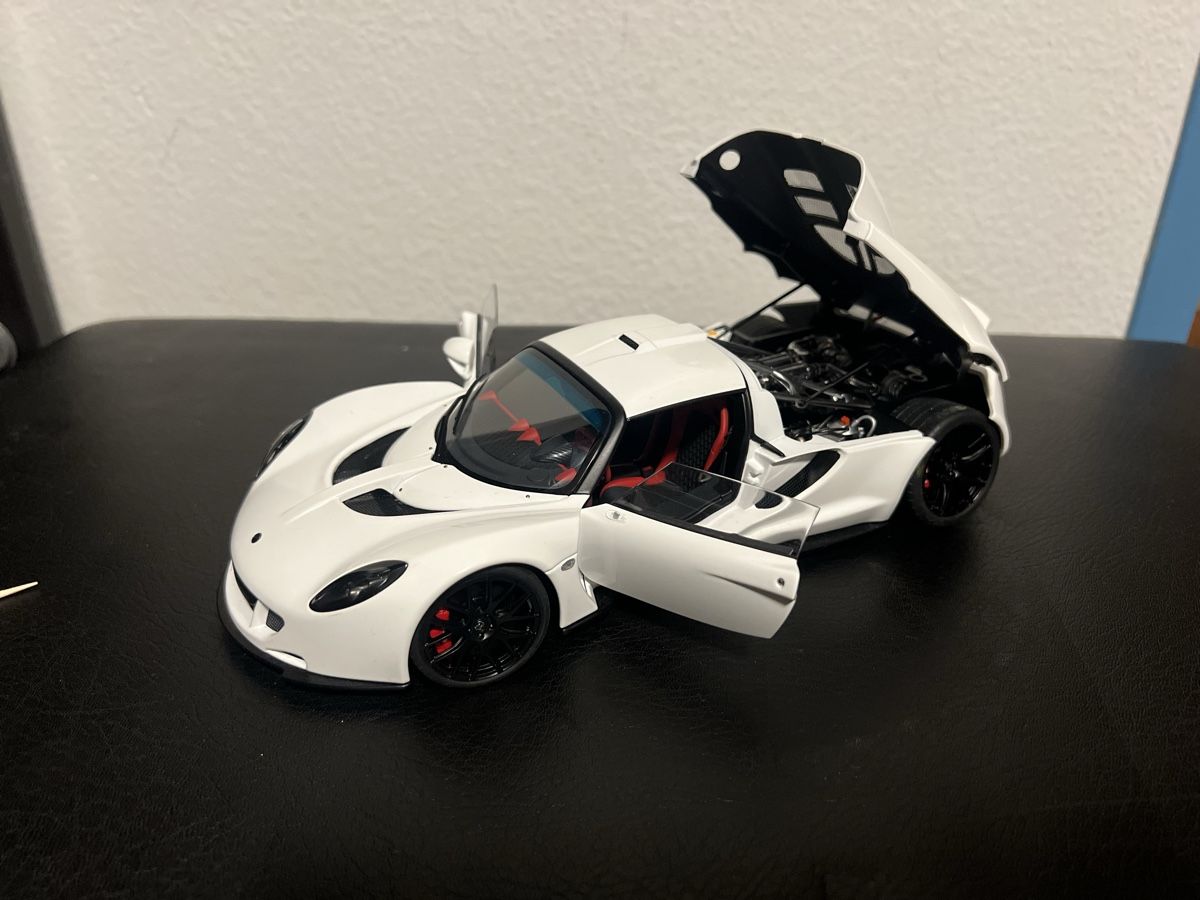Autoart Modellautos: Lotus Venom GT AUTOart 1:18 – Gebraucht aus Mägenwil von ele_cd7w 1