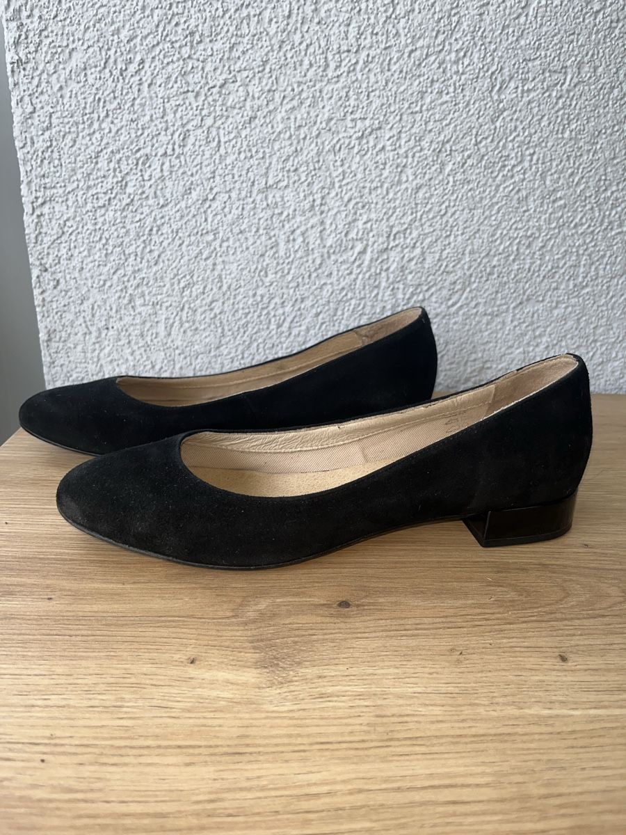 Scarpe da donna: Flache Damenschuhe, Gr. 39 – Usato da Kloten venduto da Mianan88