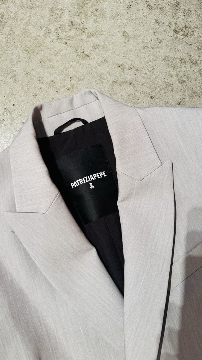 Patrizia Pepe Giacche: Patrizia Pepe Blazer, Gr. IT 40 – Usato da Heerbrugg venduto da Heaven09 1