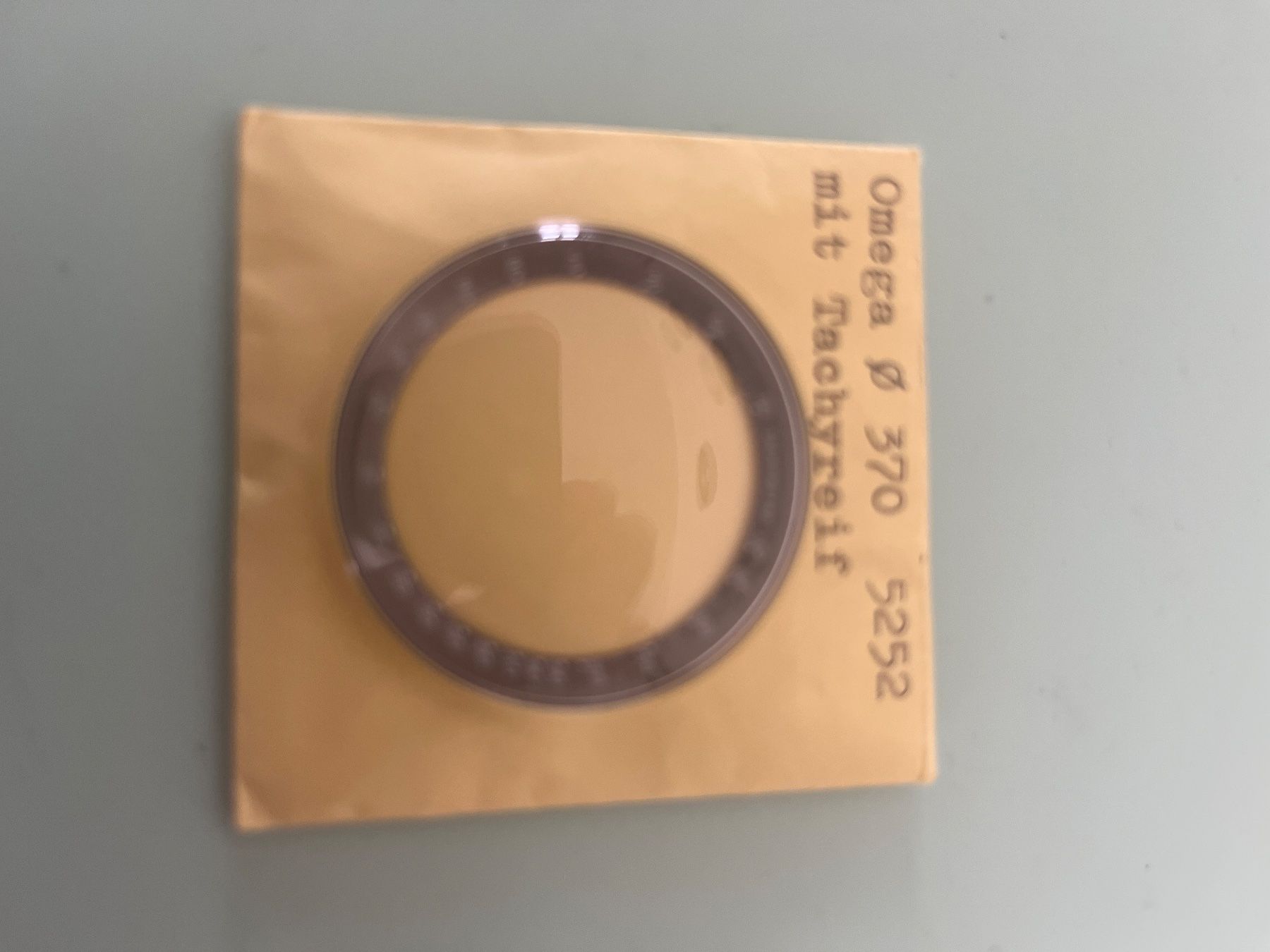 Omega Uhren: Omega – Neu (gemäss Beschreibung) aus Biel/Bienne von moscherinos