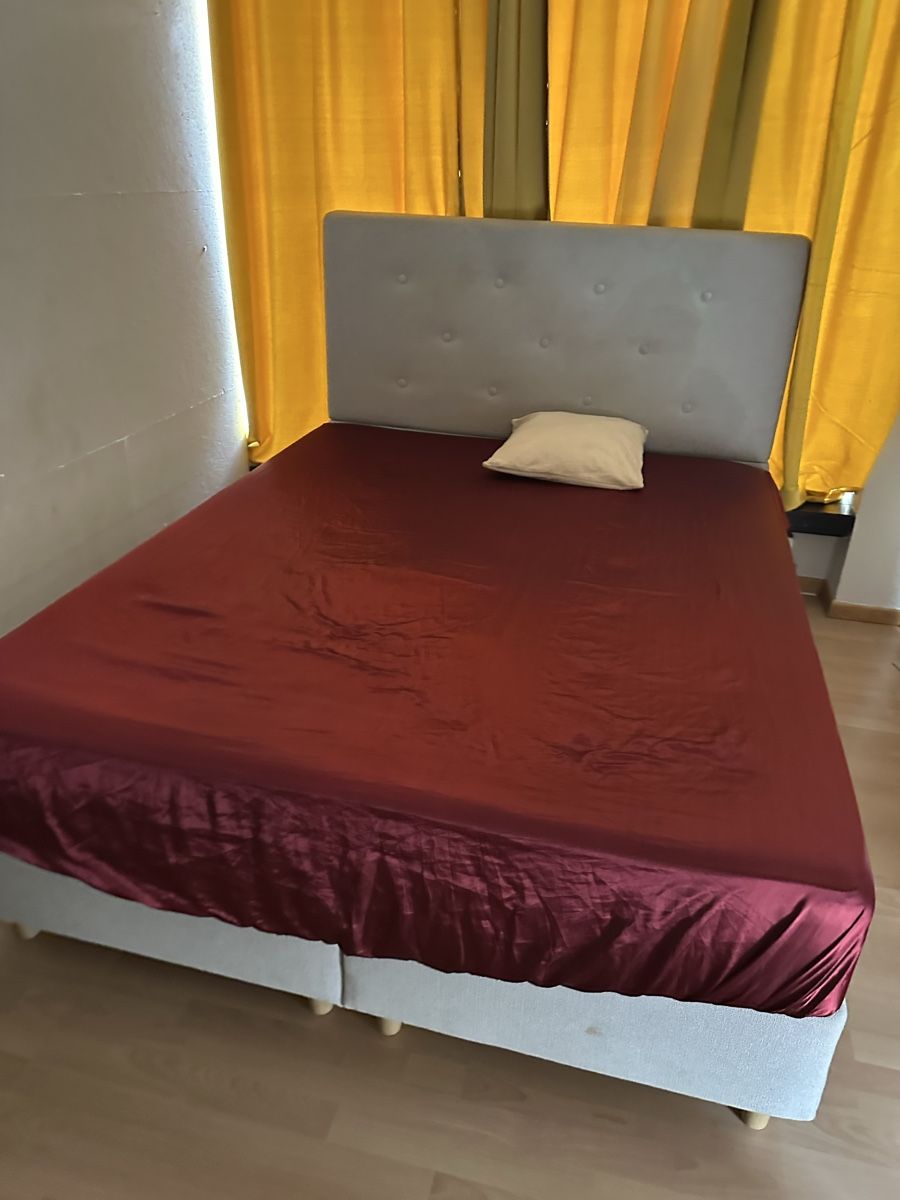 Letti: Bett, hellgrau, 160x200, Top Zustand! – Usato da Zürich venduto da Litscher98