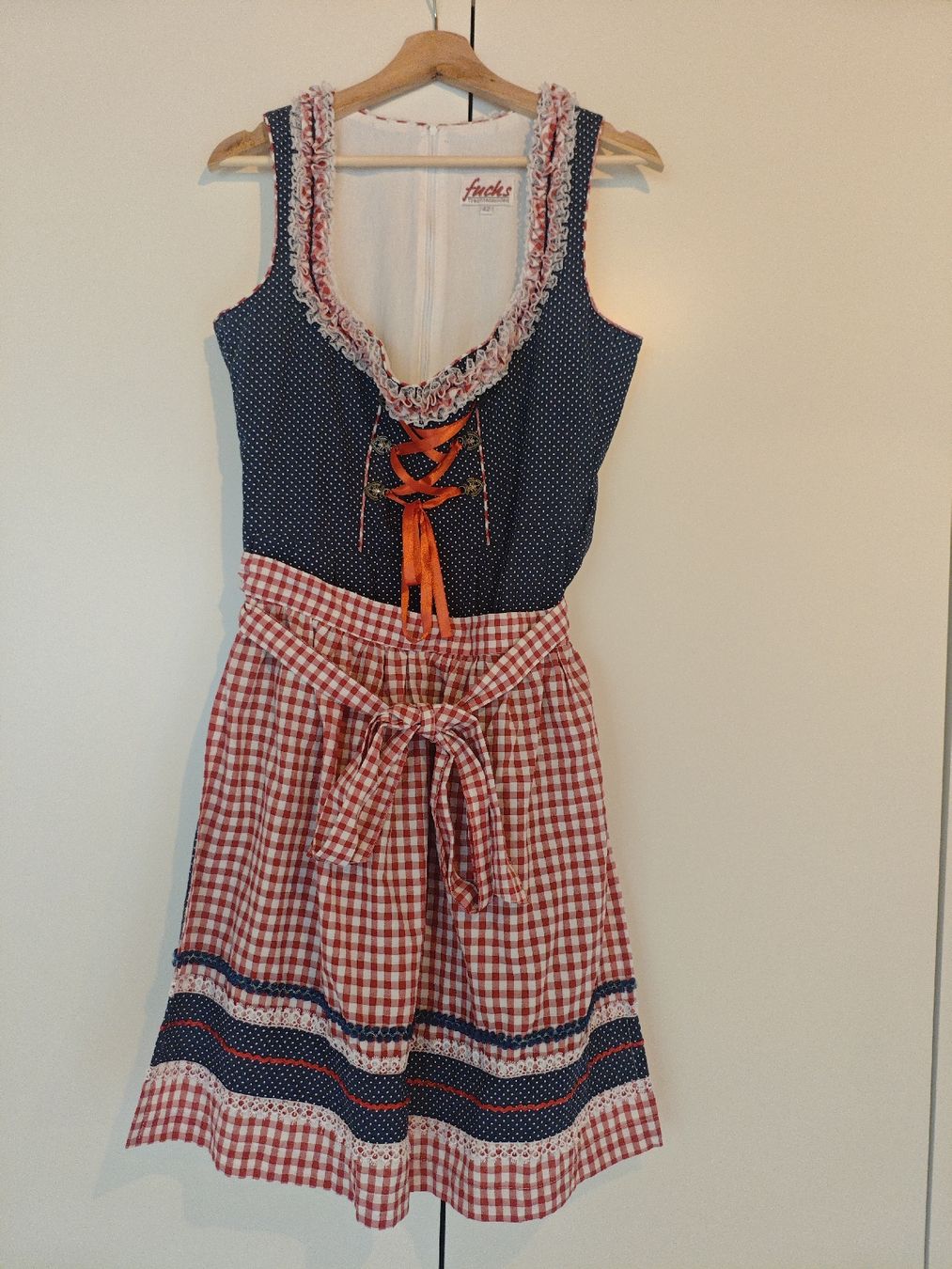 Vestiti: Dirndl Gr. 42 Fuchs Trachtenmode – Usato da Unterstammheim venduto da and_kj2n 1