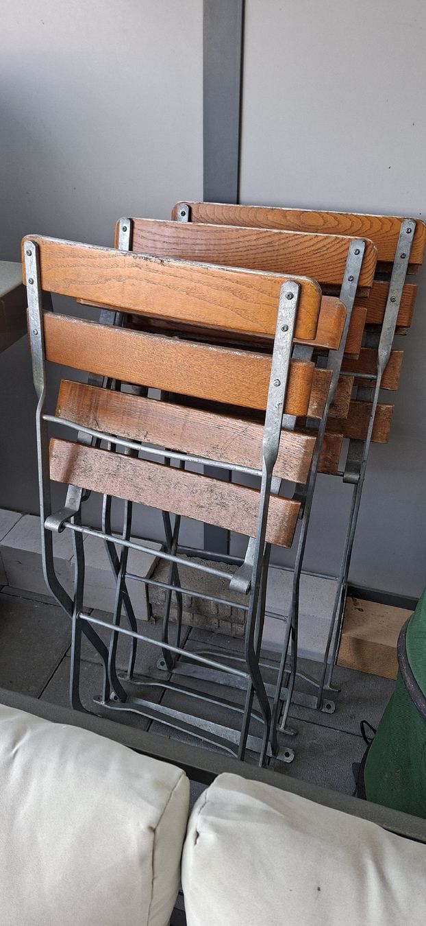 Sedie: ORIGINAL 3 Plümecke Biergartenstühle – Usato da Steffisburg venduto da callabluete 3