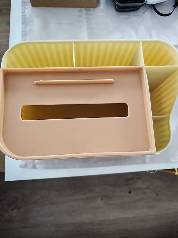 Contenitori & Simili: New Tissue Box / Organizer – Usato da Breitenbach venduto da Beatrice_20nov 3