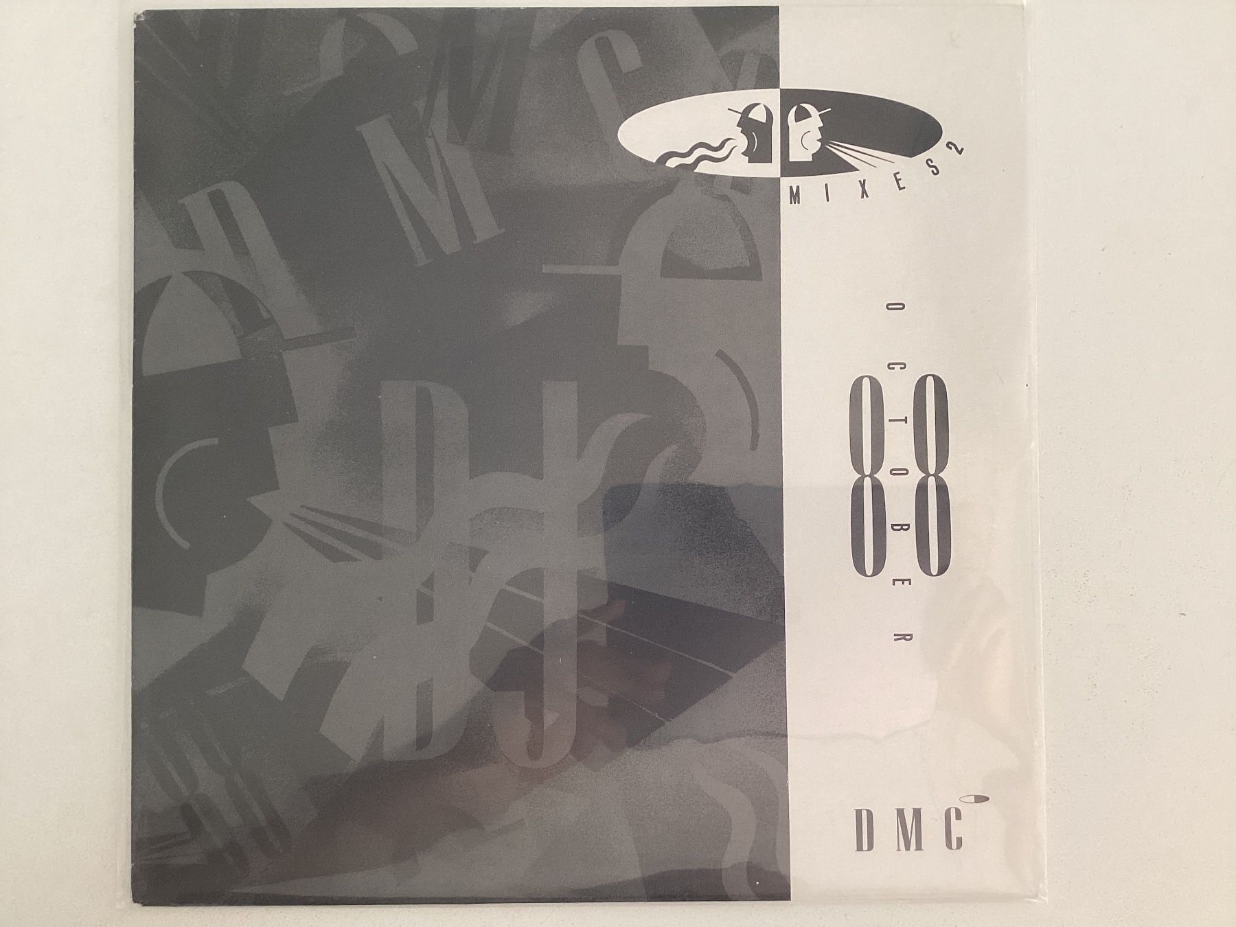 Dischi in vinile: October 88 Mixes 2 Maxi-Single – Usato da Gutenswil venduto da Hamzian