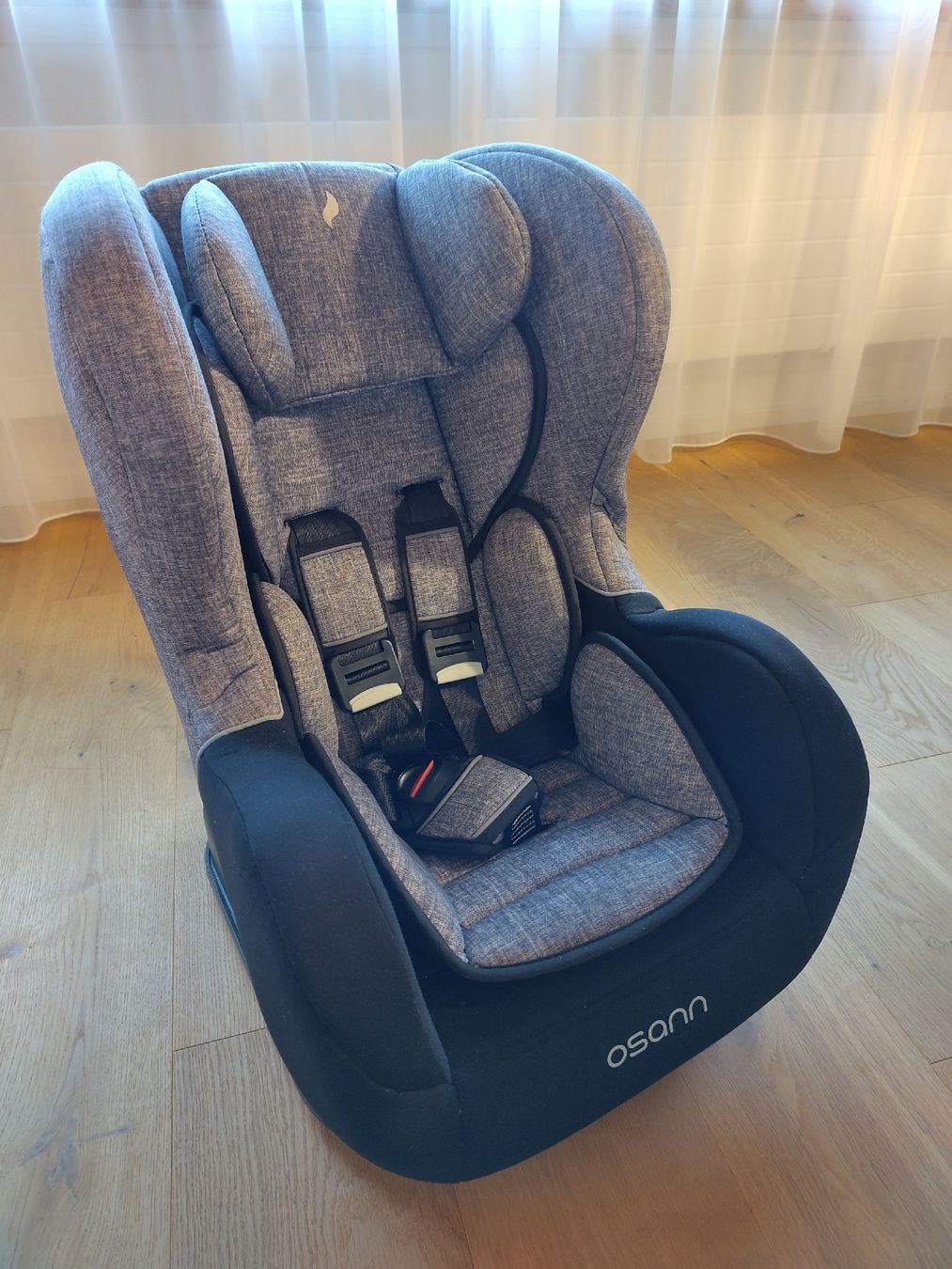 Osann Seggiolini per auto: Osann Kinderautositz, Grau, bis 25 kg – Usato da Lützelflüh-Goldbach venduto da wankdorfer 3