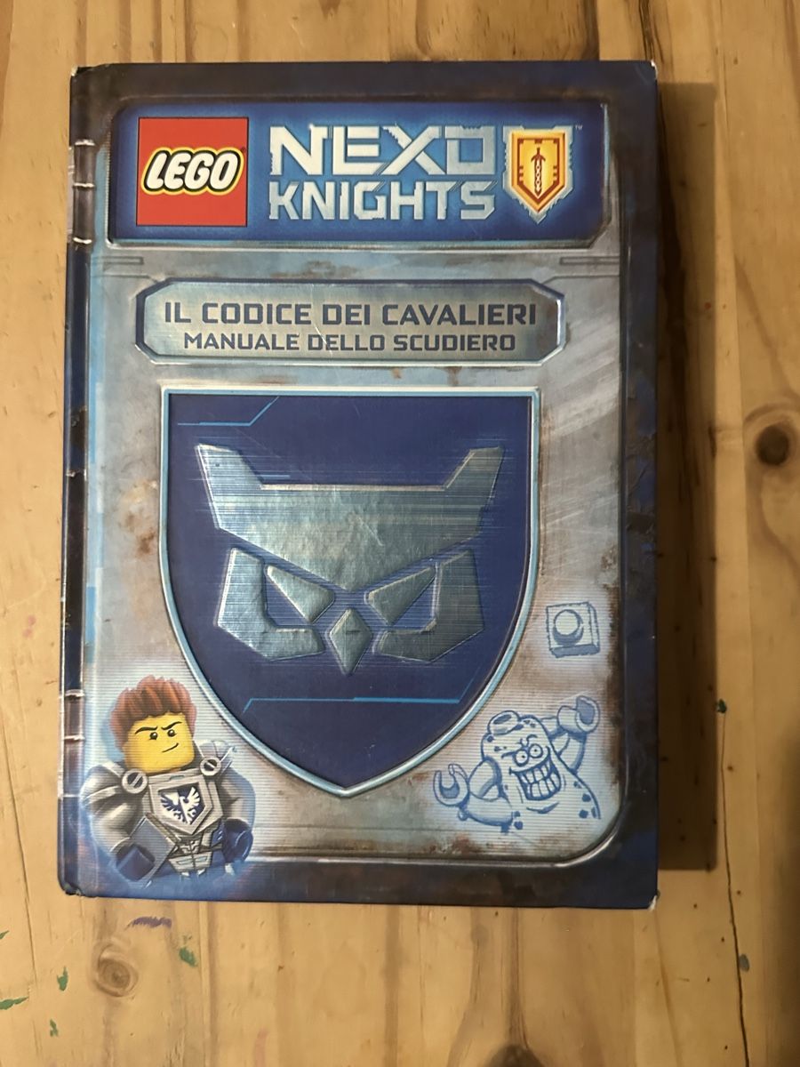 Bücher: Lego Nexo Knights Buch Il Codice dei Cavalieri IT – Gebraucht aus Fahrwangen von lya_n6l6