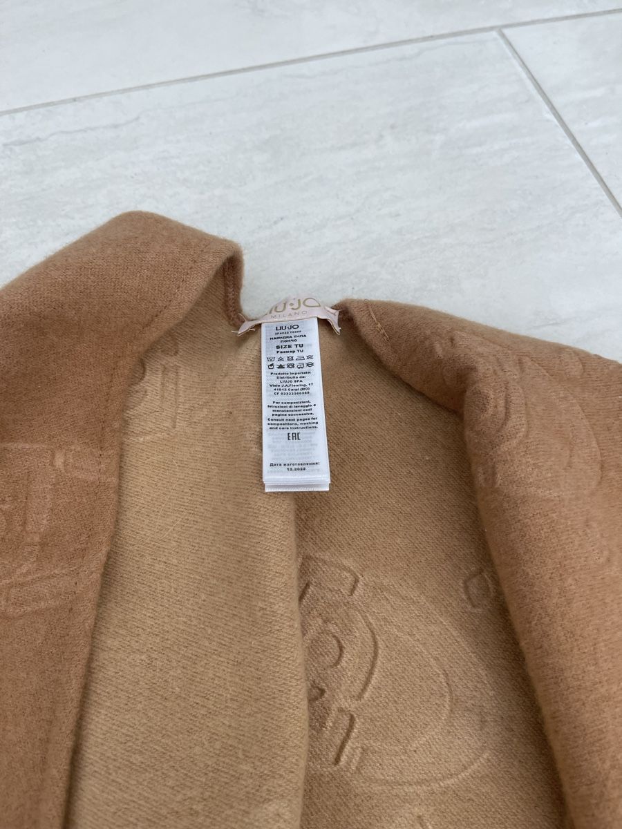 Altro in Moda donna: Poncho/Umhang liu jo one size – Nuovo (secondo la descrizione) da Weisslingen venduto da Spiegelbild0 3