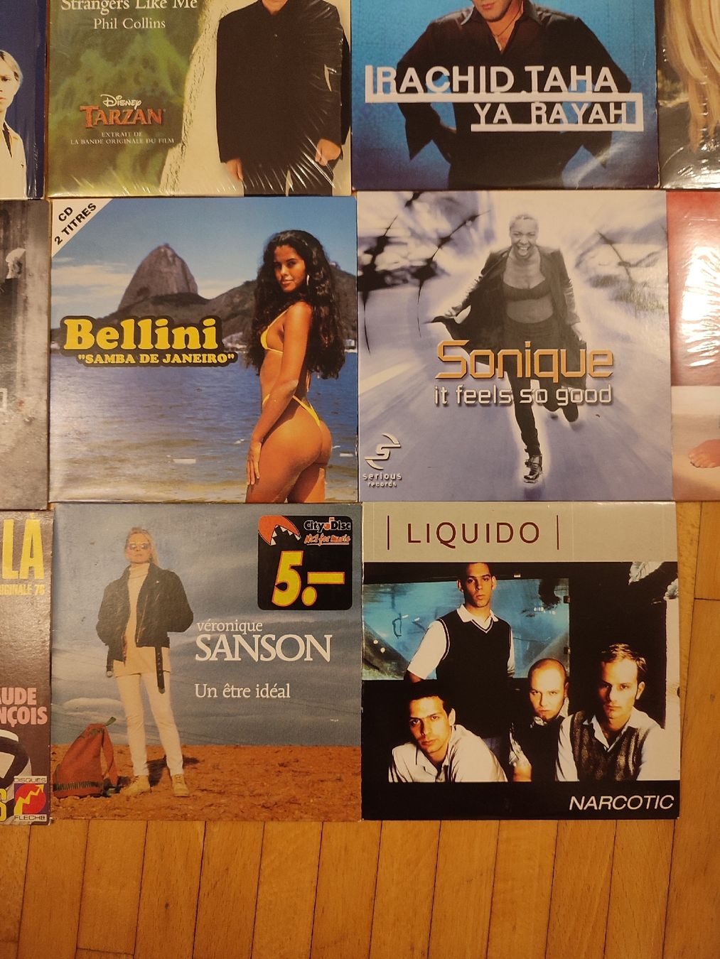 CD: Lot de 33 CD singles des années 90' - 2000 – Usato da Bougy-Villars venduto da Vogue 6