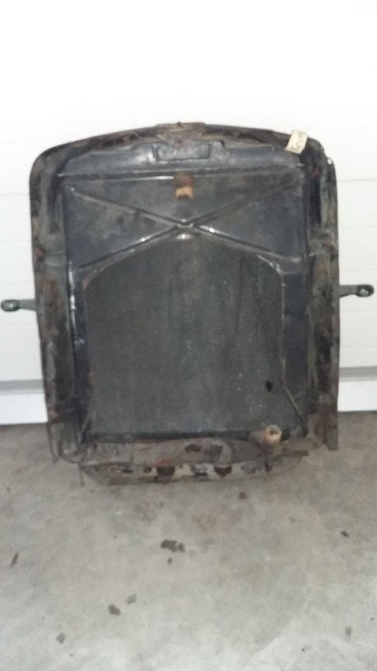 Alle Autoersatzteile: Oldtimer Frontmaske Kühler  Maske Bedford ca. 1930 Deko – Gebraucht aus DULLIKEN von Lerchclassicdulliken 2